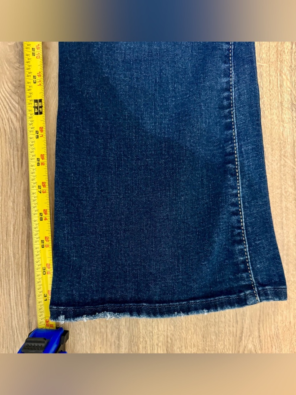 Hollister Women's Dark Blue Boot Cut Jeans 4L - Picture 4 of 4